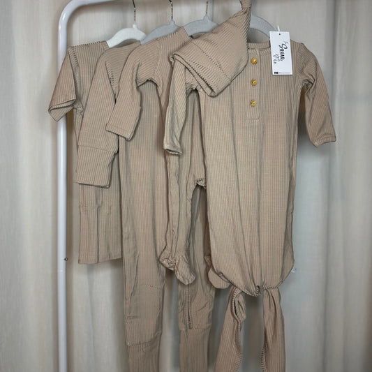 Oat Ribbed Gown Set