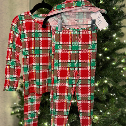Plaid You're Here Long Sleeve Pajama Set